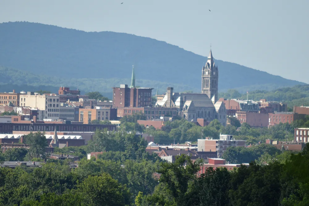 Holyoke, MA